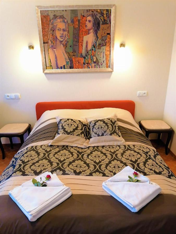 Dwor Maria Antonina Hotel Strzyzow Exterior photo